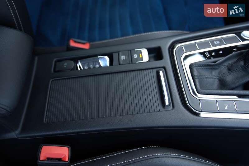 Універсал Volkswagen Passat 2020 в Полтаві