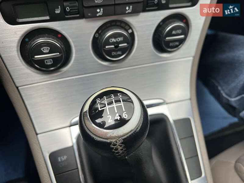 Седан Volkswagen Passat 2006 в Львове фото 35 Седан Volkswagen Passat 2006 в Львове