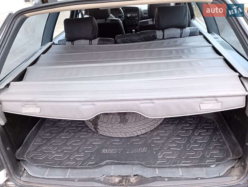 Универсал Volkswagen Passat 1992 в Золотоноше