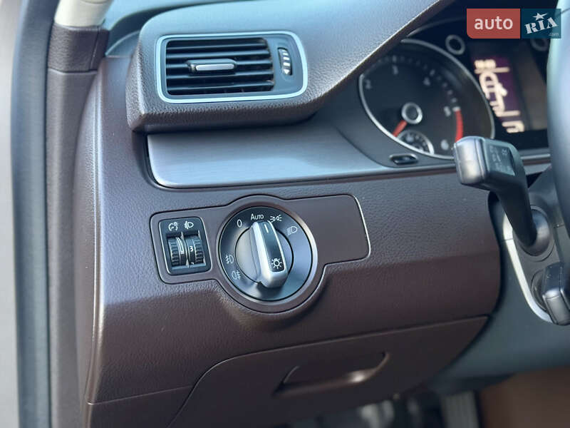 Седан Volkswagen Passat 2011 в Межгорье фото 51 Седан Volkswagen Passat 2011 в Межгорье
