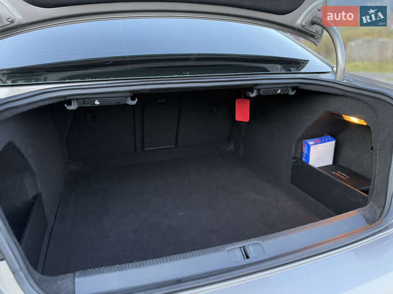 Седан Volkswagen Passat 2011 в Межгорье фото 85 Седан Volkswagen Passat 2011 в Межгорье