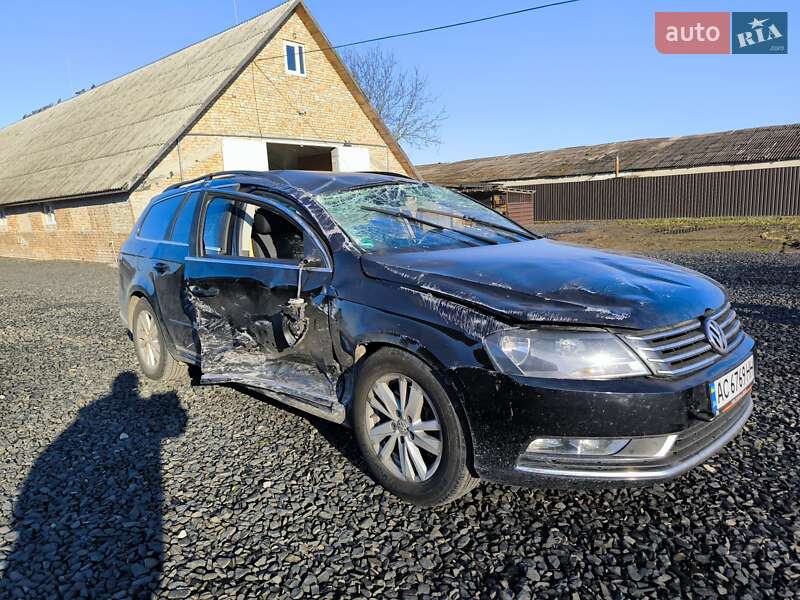 Универсал Volkswagen Passat 2011 в Луцке