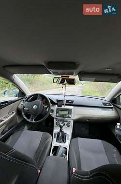 Универсал Volkswagen Passat 2006 в Львове