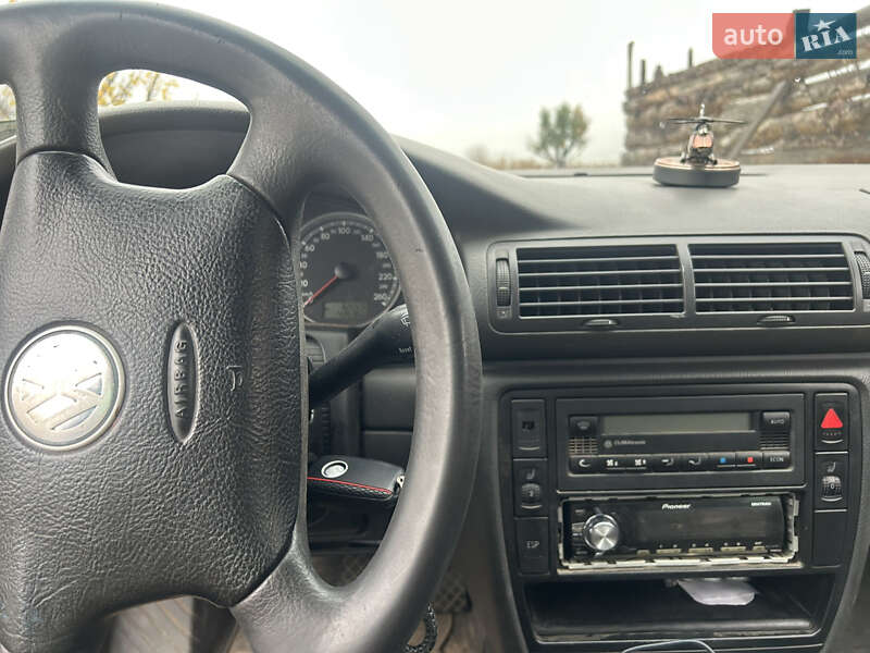 Универсал Volkswagen Passat 2004 в Белой Церкви