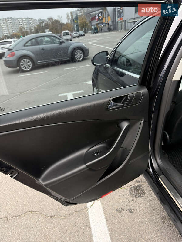 Универсал Volkswagen Passat 2006 в Запорожье