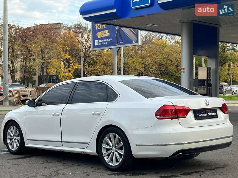 Седан Volkswagen Passat 2011 в Николаеве фото 3 Седан Volkswagen Passat 2011 в Николаеве