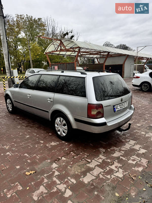 Універсал Volkswagen Passat 2001 в Рівному