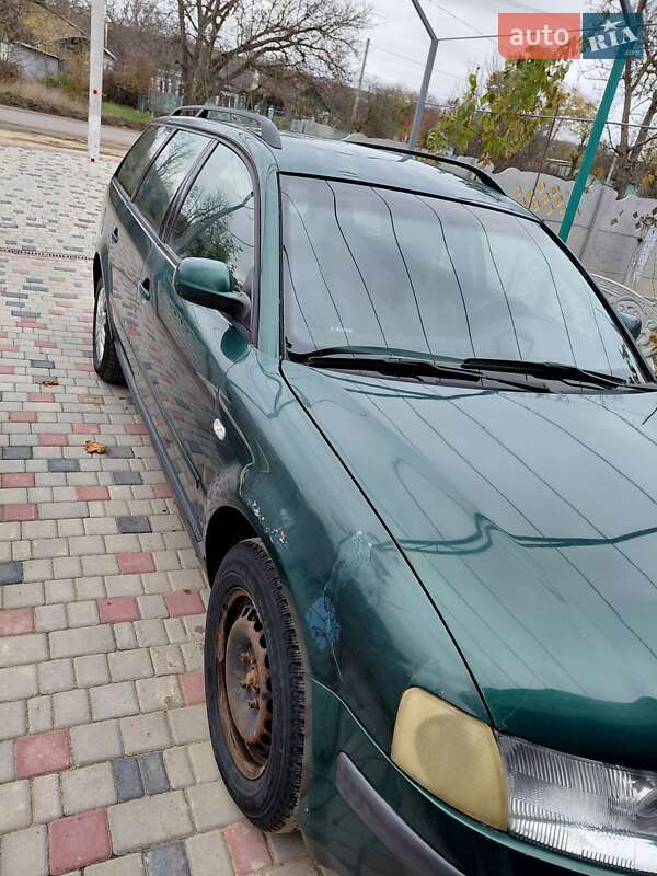 Універсал Volkswagen Passat 1999 в Великій Михайлівці