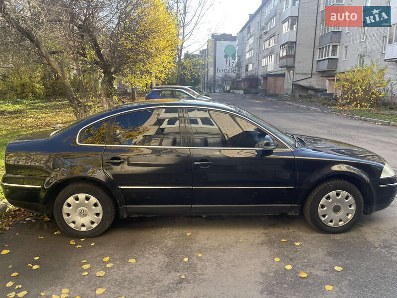 Седан Volkswagen Passat 2004 в Луцке фото 6 Седан Volkswagen Passat 2004 в Луцке
