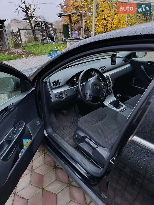Седан Volkswagen Passat 2010 в Голованевске фото 3 Седан Volkswagen Passat 2010 в Голованевске