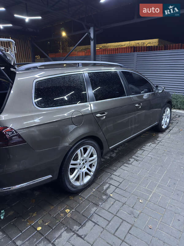 Универсал Volkswagen Passat 2013 в Черкассах
