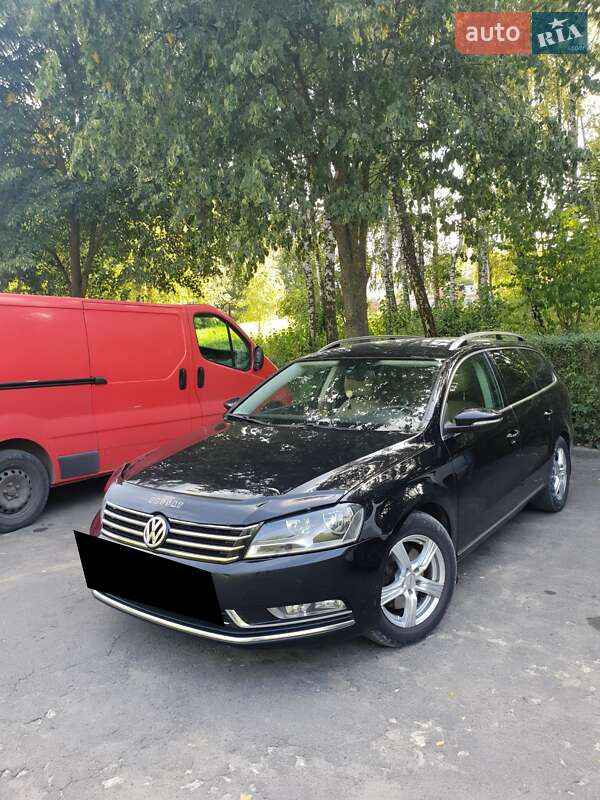 Универсал Volkswagen Passat 2013 в Тернополе