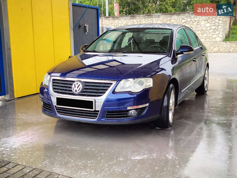 Седан Volkswagen Passat 2005 в Валках