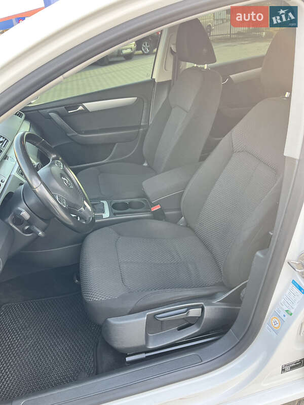 Универсал Volkswagen Passat 2011 в Хмельницком фото 11 Универсал Volkswagen Passat 2011 в Хмельницком