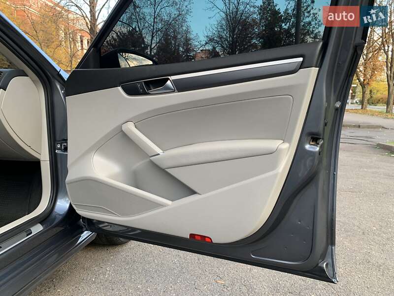 Седан Volkswagen Passat 2017 в Кривом Роге