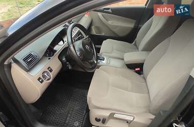 Универсал Volkswagen Passat 2009 в Новых Санжарах