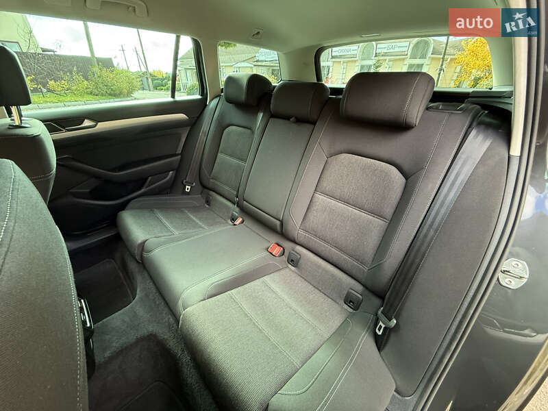 Универсал Volkswagen Passat 2019 в Броварах фото 21 Универсал Volkswagen Passat 2019 в Броварах