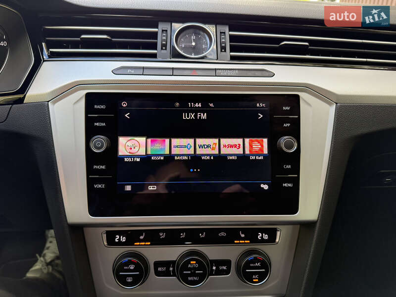 Универсал Volkswagen Passat 2019 в Броварах фото 34 Универсал Volkswagen Passat 2019 в Броварах
