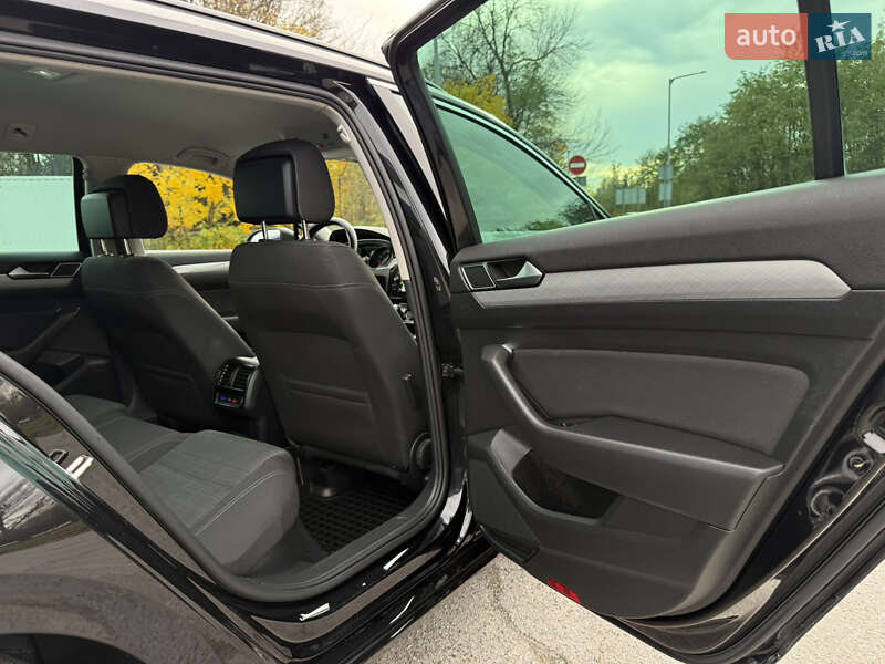 Универсал Volkswagen Passat 2020 в Бердичеве фото 52 Универсал Volkswagen Passat 2020 в Бердичеве