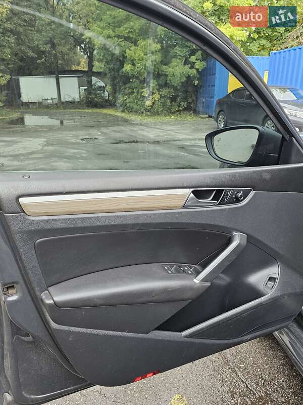 Седан Volkswagen Passat 2016 в Киеве фото 16 Седан Volkswagen Passat 2016 в Киеве