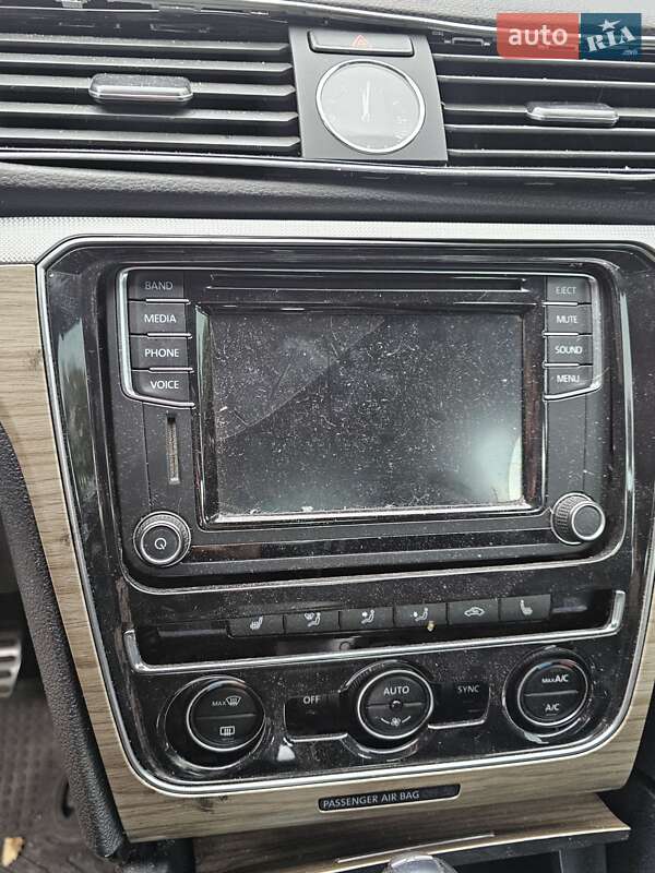 Седан Volkswagen Passat 2016 в Киеве фото 20 Седан Volkswagen Passat 2016 в Киеве