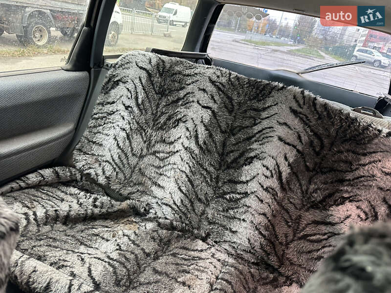 Универсал Volkswagen Passat 1990 в Киеве