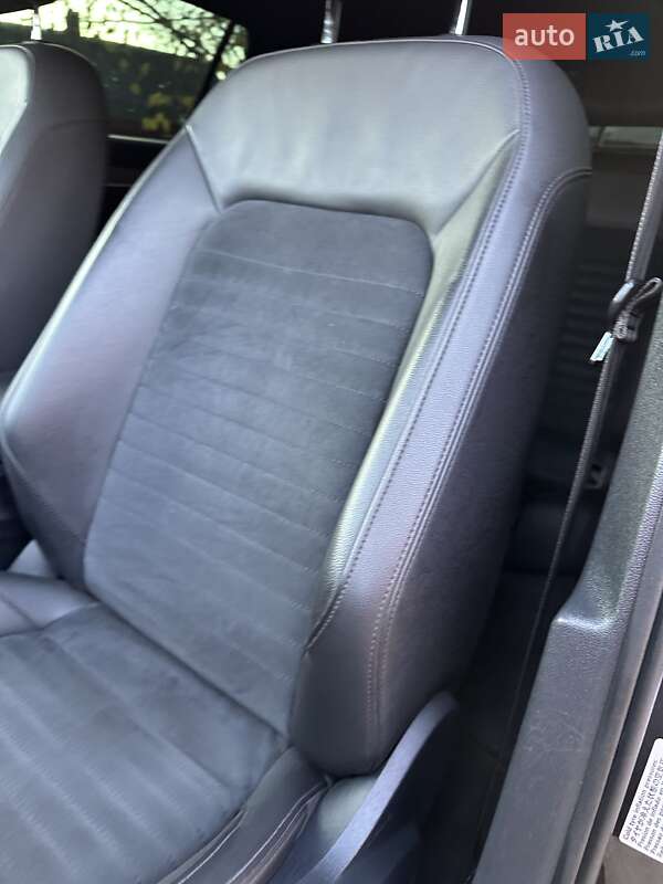 Универсал Volkswagen Passat 2019 в Стрые