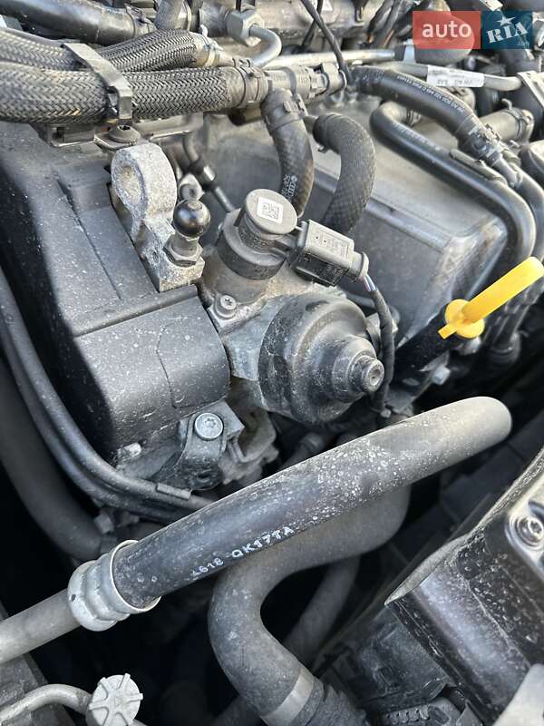 Универсал Volkswagen Passat 2019 в Стрые