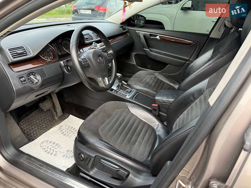 Седан Volkswagen Passat 2011 в Житомире фото 9 Седан Volkswagen Passat 2011 в Житомире