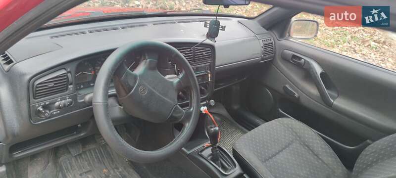 Универсал Volkswagen Passat 1994 в Киеве фото 4 Универсал Volkswagen Passat 1994 в Киеве