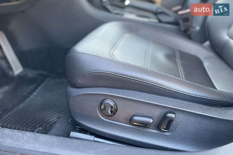 Седан Volkswagen Passat 2018 в Киеве