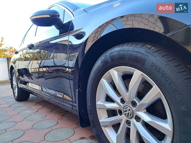 Седан Volkswagen Passat 2016 в Виннице фото 14 Седан Volkswagen Passat 2016 в Виннице