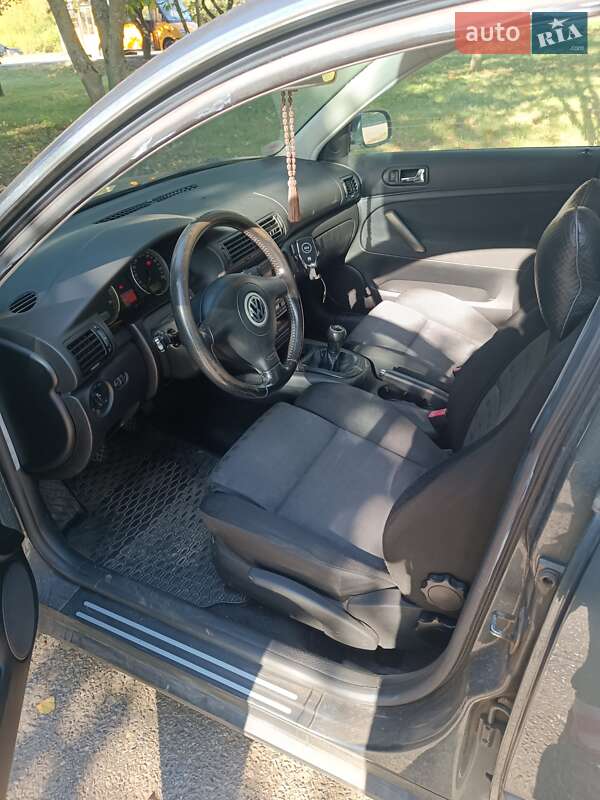 Универсал Volkswagen Passat 2001 в Сумах