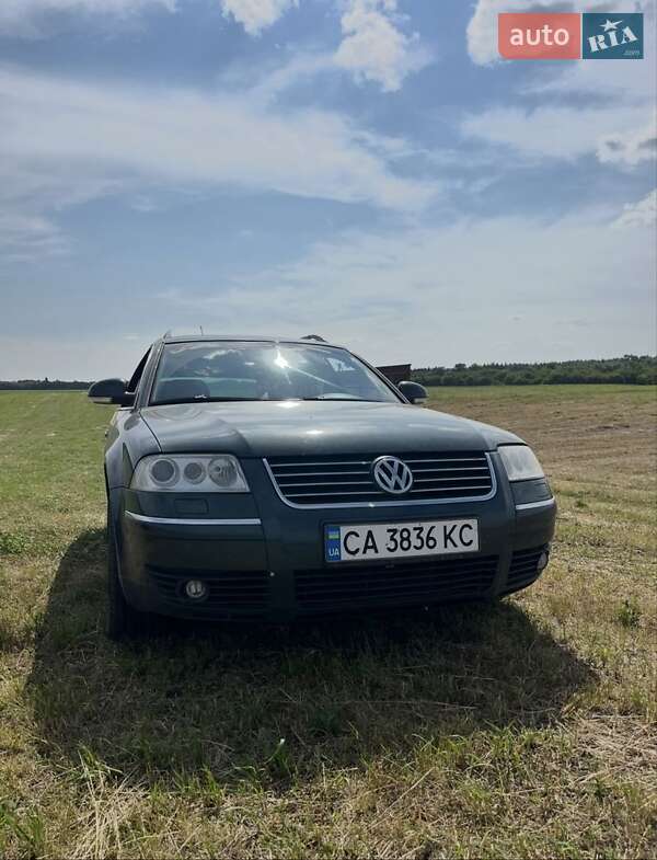 Универсал Volkswagen Passat 2003 в Смеле