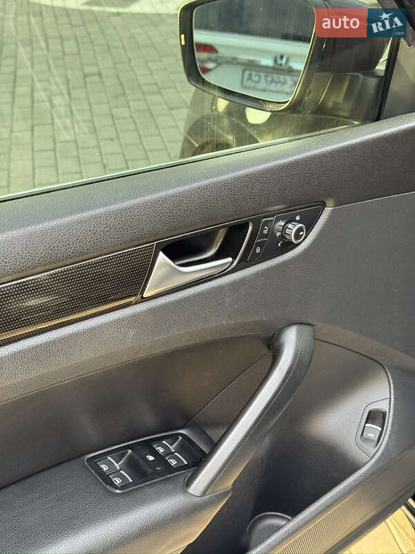 Седан Volkswagen Passat 2013 в Рівному