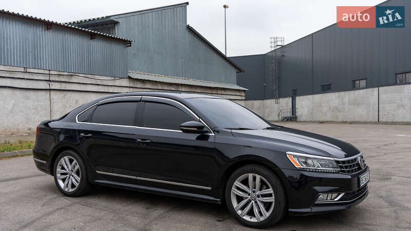 Седан Volkswagen Passat 2016 в Києві фото 8 Седан Volkswagen Passat 2016 в Києві