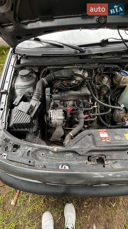 Универсал Volkswagen Passat 1990 в Збараже