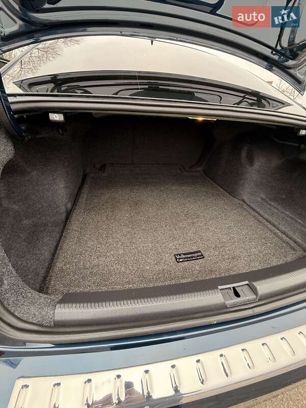 Седан Volkswagen Passat 2020 в Первомайске