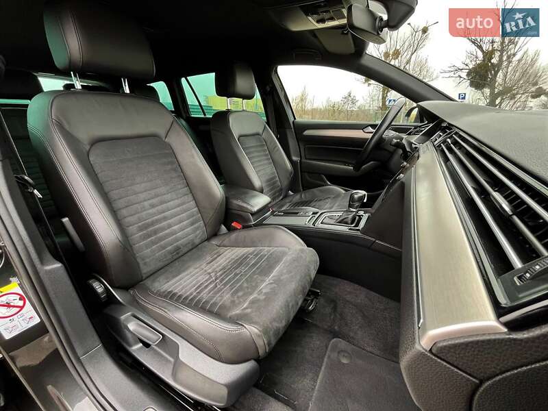 Универсал Volkswagen Passat 2017 в Киеве