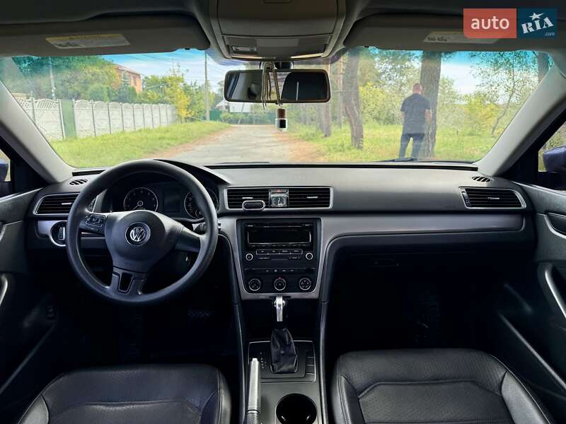 Седан Volkswagen Passat 2014 в Києві