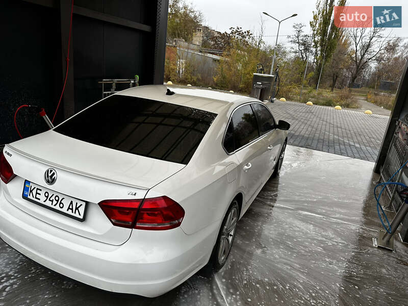 Седан Volkswagen Passat 2015 в Кривому Розі