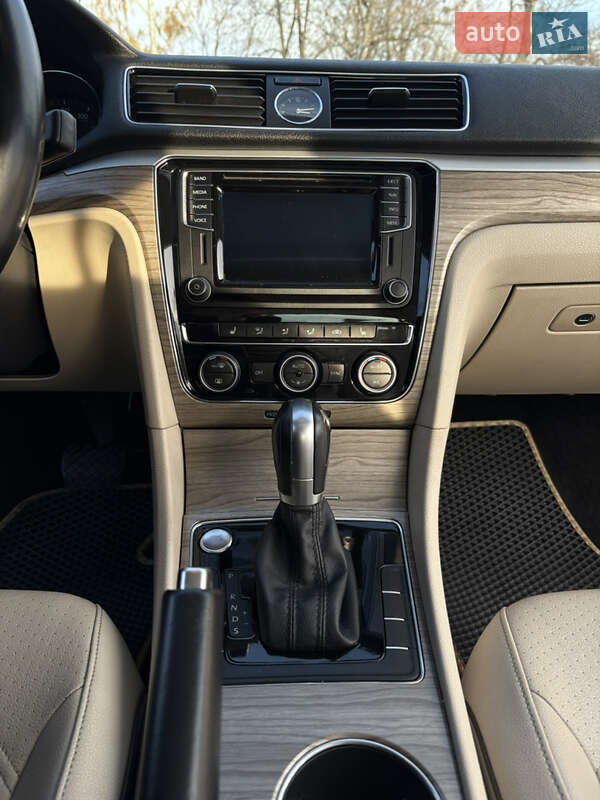 Седан Volkswagen Passat 2016 в Белой Церкви