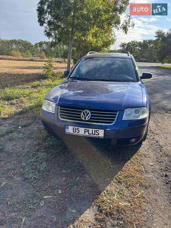 Универсал Volkswagen Passat 2003 в Киеве