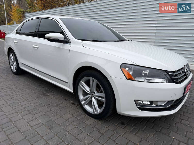 Седан Volkswagen Passat 2014 в Одессе