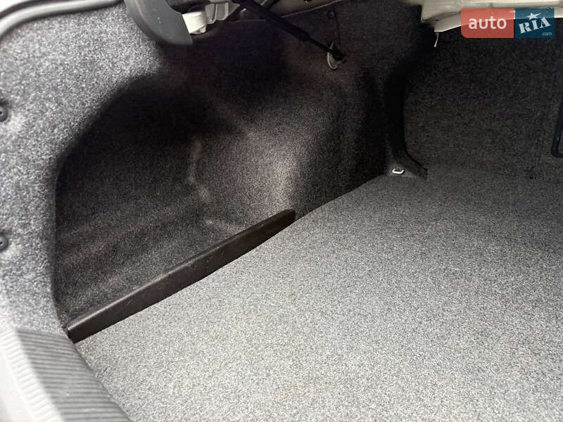 Седан Volkswagen Passat 2014 в Одессе