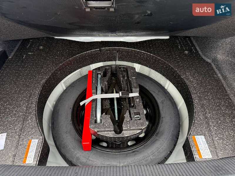 Седан Volkswagen Passat 2014 в Одессе