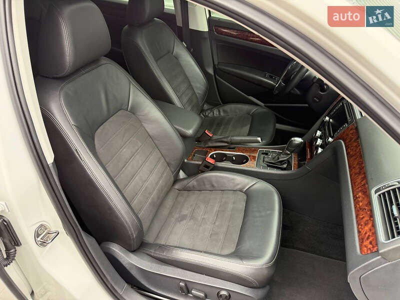 Седан Volkswagen Passat 2014 в Одессе