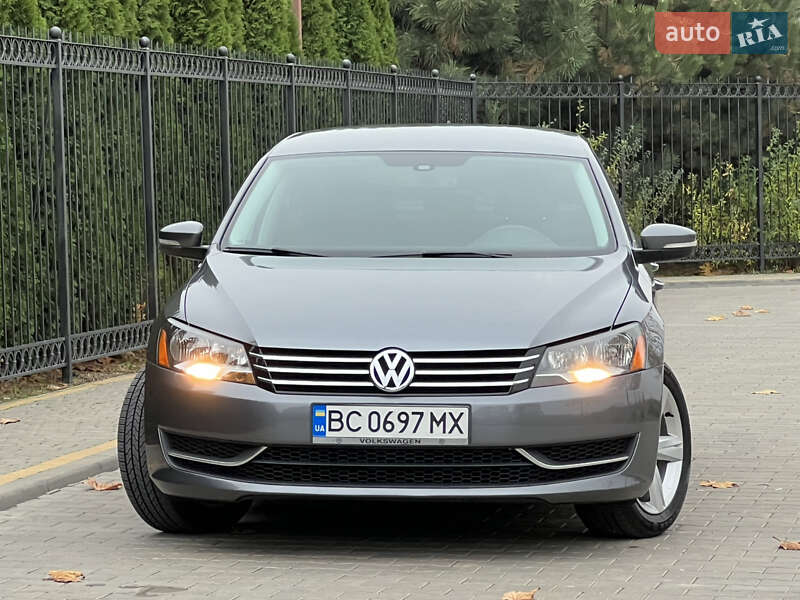 Седан Volkswagen Passat 2013 в Одессе