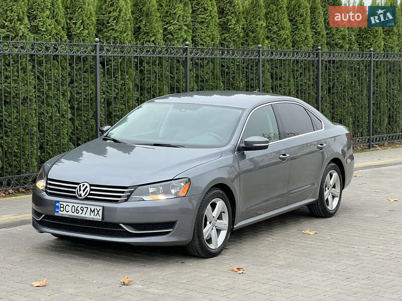Седан Volkswagen Passat 2013 в Одессе