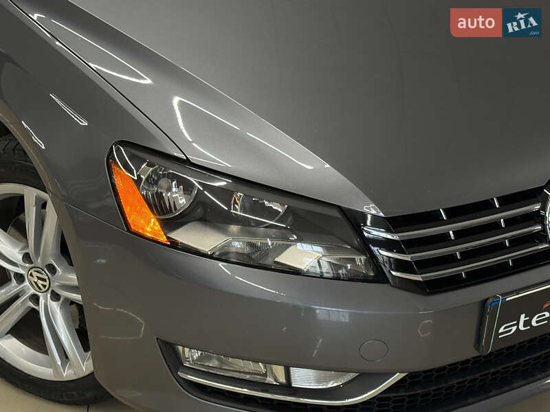 Седан Volkswagen Passat 2013 в Николаеве